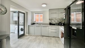 Photo 13- click for photo gallery